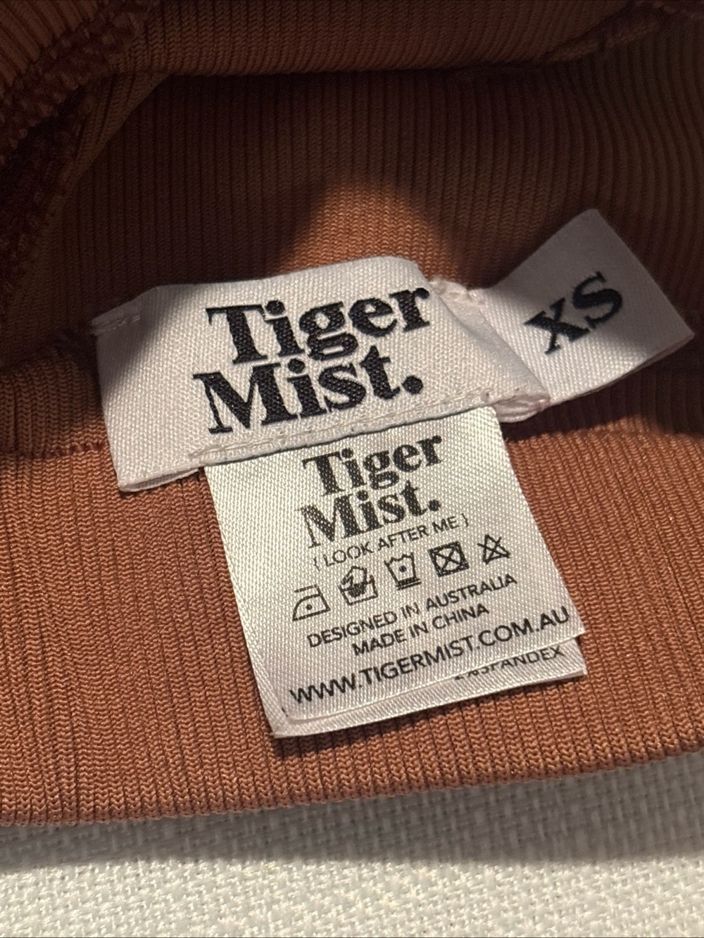 Tiger Mist Ribbed Two-Piece Active Set in Rust Brown - Picture 3 of 13